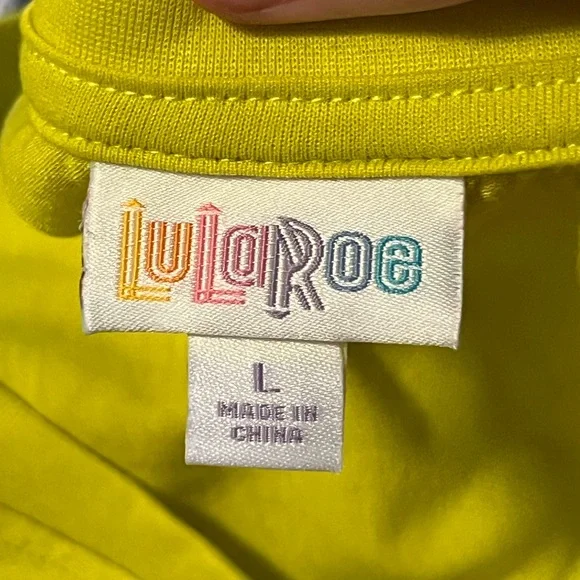 LuLaRoe Yellow Short Sleeve Relaxed Tee - Picture 4 of 5